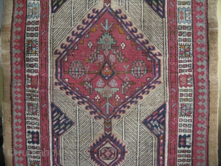 Serab Runner. In pretty good condition. Size: 37.7" x 106" - 96 cm x 270 cm.                 