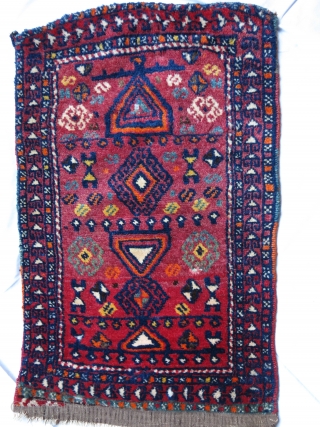 South Eastern Anatolia Gaziantep - Kurdish yastik- antique pillow cover. very fine high altitude wool with natural colors. circa 1900 - 1920 - size : 29" X 18,5" -- 74 cm X  ...