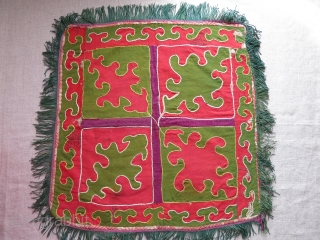 Kirgiz tent hanging - mirror cover, wool trade cloth patchwork with printed cotton backing. Silk tassels on all sides. Circa 1900 - size 17" X 17" - 44 cm X 44 cm 