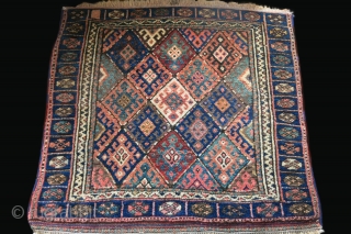 Kurdish Bag face with good pile and natural colors Circa 1900 - Size : 24" X 26"-- 66 cm X 61 cm           