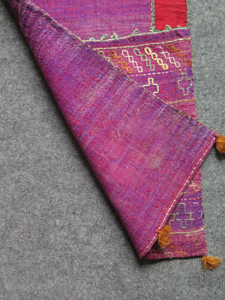 Central Asian Saddle Bag & Double Bag.

Silk embroidery on cotton. Some wears on the silk embroidered parts.

Size: 36 cm x 104 cm / 14 inches by 41 inches.

murathanantiques@gmail.com
     