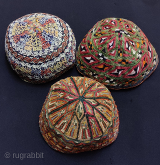 Group of Turkmen child hats & skullcaps.
Sizes:
#1 - 8cm high and circumference 43cm.
#2 - 9cm high and circumference 43cm.
#3 - 8cm high and circumference 49cm.
You can buy them online from my Etsy ...