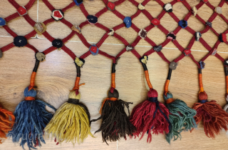 Shahsevan qashoqdan net, great condition.
l have posted one small Shahsevan bagface on it, to see the size.                