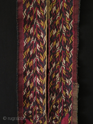 Turkmen silk embroidered chirpy collar. 

Size: 4 inches - 10.5 cm wide and 52 inches - 132 cm long.              
