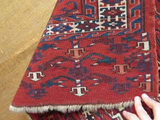 Turkmen Yomud chuval. Great full pile and good condition. Size: 73 cm x 111 cm - 28.5" x 48.5"              