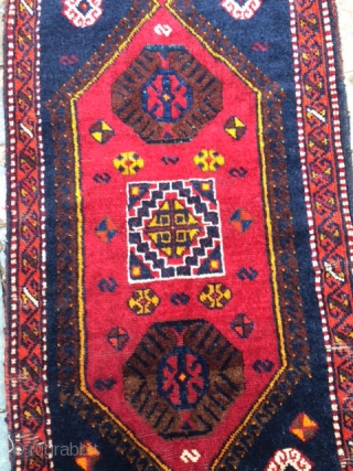 East Anatolian Yastık, some synthetic color, 52x117cm.                          