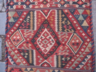 East Anatolian Kilim yastık.Perfect condition naturel and synthetic colors.                        