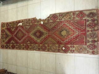 303x92cm
0ld cppadocia carpet runner
circa 120 years old                          