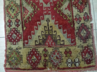 303x92cm
0ld cppadocia carpet runner
circa 120 years old                          
