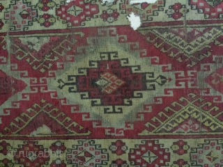 303x92cm
0ld cppadocia carpet runner
circa 120 years old                          