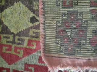 303x92cm
0ld cppadocia carpet runner
circa 120 years old                          