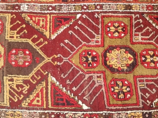 A beatiful Kemerhisar/Cappadokia carpet with some synthetic colors over 100 years old
344x130 cm                    