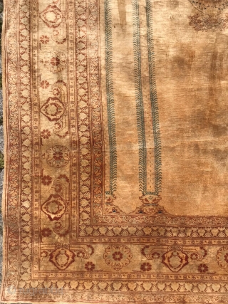 19th century TABRIZ SILK
165x125
For More Information Whatsapp +61-415-799-757                         