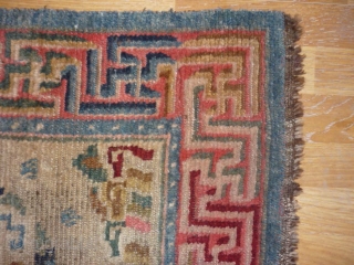 tibet rug size:73*137
wool on wool age 1910                          