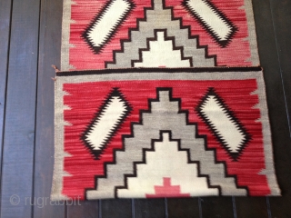 Navajo rug from the 1920s. Complete and in very good condition with only some sight fraying on corners. Good colors and there is no bleeding. Size 36X64"
91X163cm. Clean and ready for the  ...