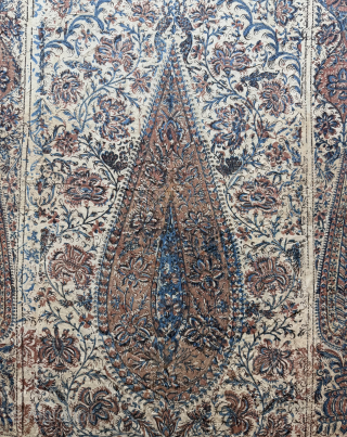 Antique Fabulous Block Printed Kalamkar Fabric Textile Cloth.Size 165x120 Cm.Some Damages Kindly See Pictures Carefully Please.Contact For More Info And Price Please Nabizadah_carpets@yahoo.com          