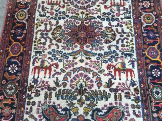 Persian Bakhtiary Kelley, lovely details like men on horses, size: ca. 490x150cm / 16'1''ft x 4'9''ft , age: circa 1920             