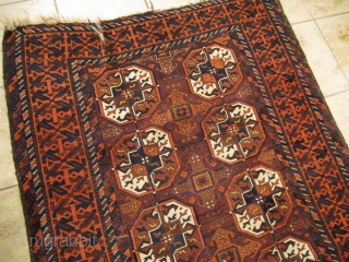 Antique Baluch rug with Tekke Guls. Size: ca 197cm x 102cm / 6'5''ft x 3'4''ft                  