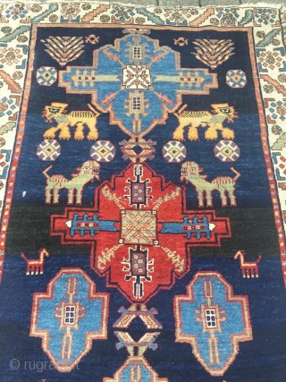 A charming antique Persian Bakhtiary tribal rug with animals, size: 195x120cm / 6'4''ft x 4ft                  