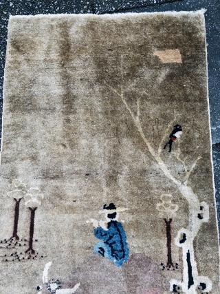 A lovely small antique chinese Pao Tao pictorial rug, size: 118x67cm / 3'9ft by 2'2ft                  