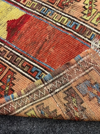 Antique Anatolian prayer rug, size ca. 140x90cm / 4’6ft by 3ft  http://www.najib.de                    