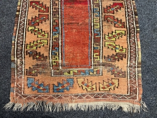 Antique Anatolian prayer rug, size ca. 140x90cm / 4’6ft by 3ft  http://www.najib.de                    