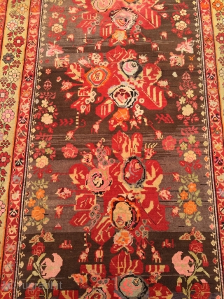 Antique Caucasian Karabagh rug with a so called Gol Farang or French flower design. Age: circa 1910, size: ca. 275x130cm / 9ft x 4'2''ft www.najib.de        