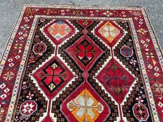 A large antique Caucasian Shirvan rug. Rare large size: ca. 400x205cm / 13‘2ft by 6‘8ft  http://www.najib.de                