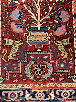 A lovely small antique Persian Heriz prayer rug with lions. Size: ca. 95x75cm / 3‘1ft by 2‘5ft  http://www.najib.de              