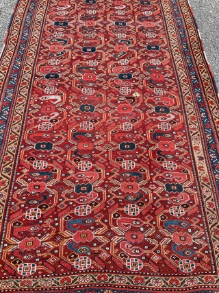 Antique tribal rug woven by Khamseh tribes of Southpersia, size: ca. 270x145cm / 8’9ft by 4’8ft http://www.najib.de                