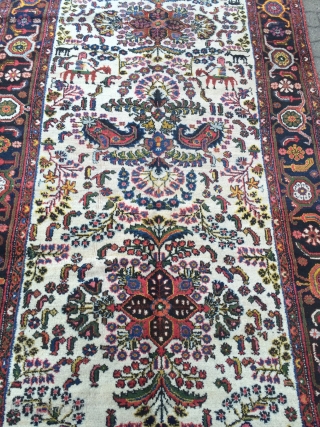 Persian Bakhtiary Kelley, lovely details like men on horses, size: ca. 490x150cm / 16'1''ft x 4'9''ft , age: circa 1920             