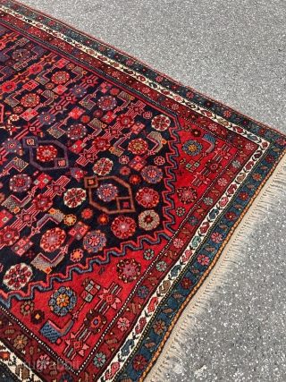 Antique Persian Bidjar rug, age: 19th century. Fine weave, saturated colors. Wool foundation, size: ca. 175x108cm / 5’8ft by 3‘6ft http://www.najib.de            