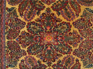 Very nice antique white ground Sarough rug. Size: ca 145x100cm / 4'8'' x 3'3''                   