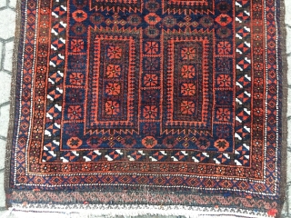 Antique Baluch prayer rug, size : ca 150cm x 87cm / 5'ft x 2'9''ft                   