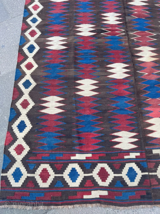 A very nice antique Persian kilim from the Veramin region. Age: 19th century. All natural colors, size: ca. 267x183cm / 8'8''ft x 6ft http://www.najib.de         