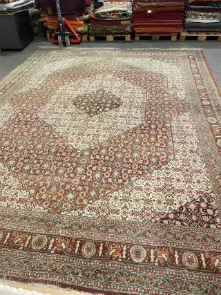 Very decorative antique Persian Tabriz carpet, size: circa 390x290cm / 12’8ft by 9’6ft  http://www.najib.de                  