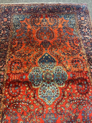 A fine antique Kashan rug from the prestigious Atashoglu workshop. Age: circa 1920. Very fine kurk wool, size: ca. 210x125cm / 7ft by 4‘2ft http://www.najib.de        