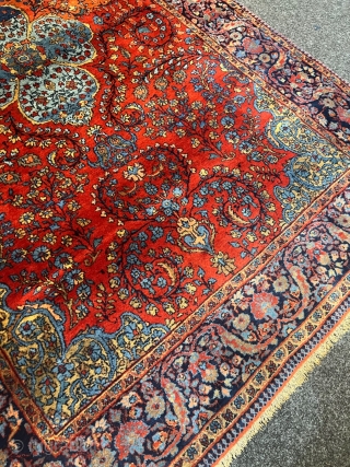 A fine antique Kashan rug from the prestigious Atashoglu workshop. Age: circa 1920. Very fine kurk wool, size: ca. 210x125cm / 7ft by 4‘2ft http://www.najib.de        