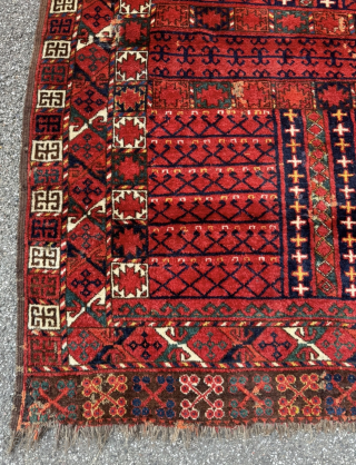 Antique Turkmen Ersari Ensi. Shiny wool, beautiful saturated colors. Age: 19th century. Size: circa 170x140cm / 5’6ft by 4’6ft http://www.najib.de             