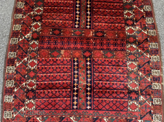 Antique Turkmen Ersari Ensi. Shiny wool, beautiful saturated colors. Age: 19th century. Size: circa 170x140cm / 5’6ft by 4’6ft http://www.najib.de             