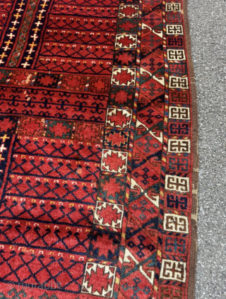 Antique Turkmen Ersari Ensi. Shiny wool, beautiful saturated colors. Age: 19th century. Size: circa 170x140cm / 5’6ft by 4’6ft http://www.najib.de             