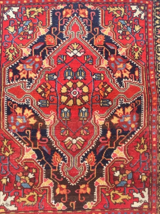 Lovely small antique Malayer poshti, size: ca. 75x60cm / 2'5''ft x 2ft  www.najib.de                   