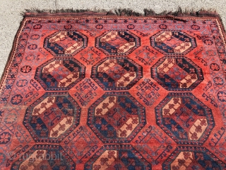 Antique Turkmen Ersari main carpet, Amu Darya region, 19th century. Size: 275x210cm / 9ft by 7ft, some wear but still a lovely piece.          