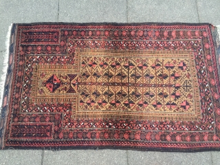 Fine antique Baluch prayer rug, good condition, size: 140x85cm / 4'6''ft x 2'8''ft www.najib.de                   