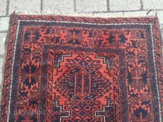 Antique Baluch rug with beautiful "crab" border. Size:150x98cm / 4'9''x3'2''ft www.najib.de                      