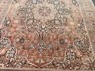 A fine antique Persian Tabriz Haji Jalili carpet, Size: circa 390x290cm / 12’8ft by 9’5ft 

The most artful Tabriz carpets attributed to the workshop of Haji Jalili possess incredible refinement and sophistication.  ...