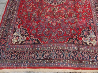 Semi-Antique Persian Bidjar carpet . Decorative carpet of good quality and excellent condition . Size : ca 320cm x 210cm ( 10'5''ft x 6'9''ft )        