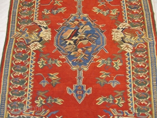 Antique Persian Bidjar kilim, size: 200x140cm / 6'6''ft x 4'6''ft www.najib.de                      