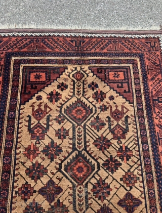 Antique Ferdows Baluch rug from the 19th century, beautiful drawing. Size: ca. 215x122cm / 7ft by 4ft Very nice collector’s item. The black in the middle is corroded. www.najib.de    