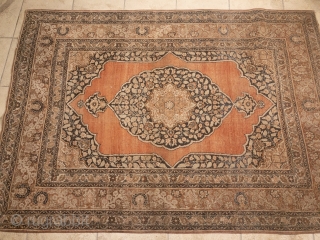 Fine antique Persian Tabriz Haji Jalili rug, size: ca. 175x125cm / 5'8''ft x 4'1''ft Age: 19th century.                